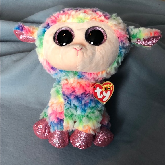 beanie boos sheep